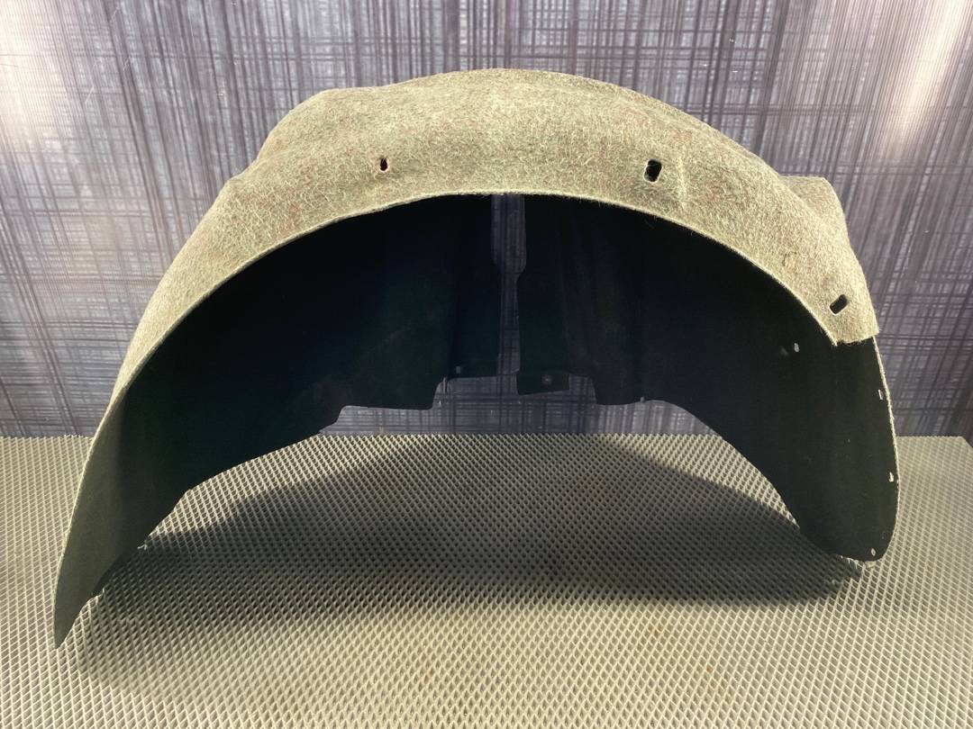 Подкрылок, 600 рублей, Красноярск