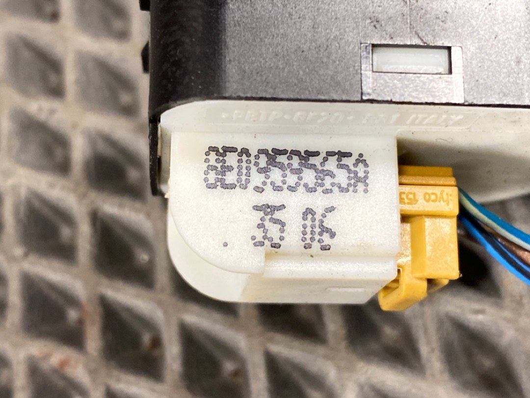 Кнопка регулировки зеркал, 720 рублей, Красноярск