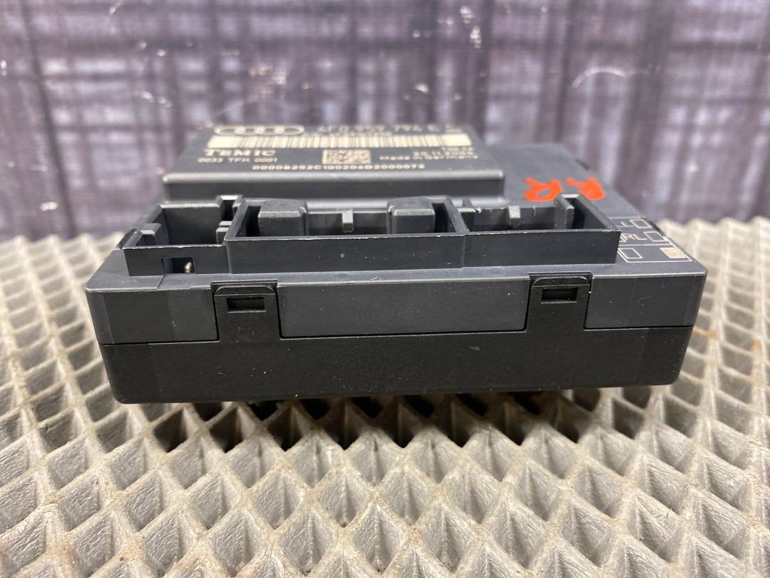 Блок управления дверьми, 900 рублей, Красноярск