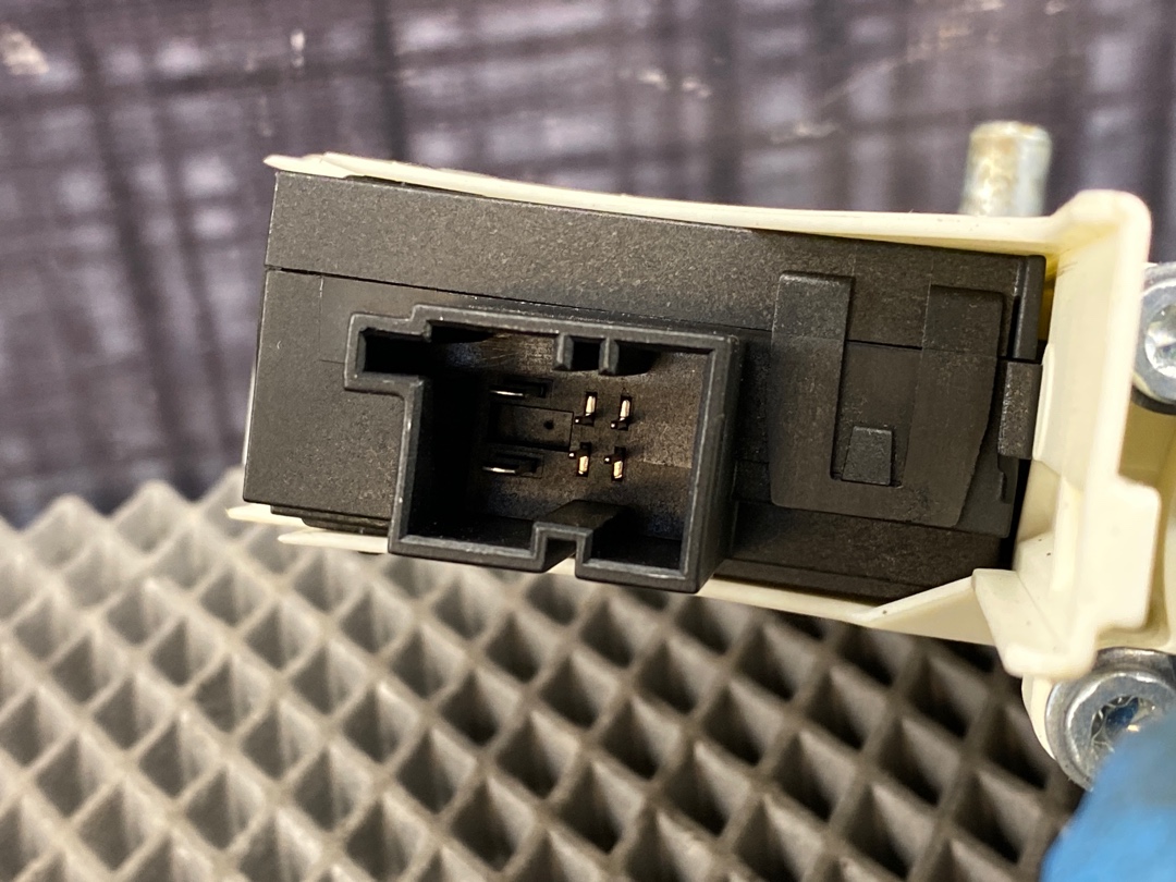 Мотор стеклоподъемника, 900 рублей, Красноярск