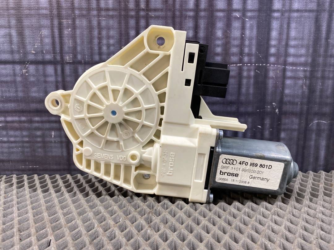 Мотор стеклоподъемника, 900 рублей, Красноярск