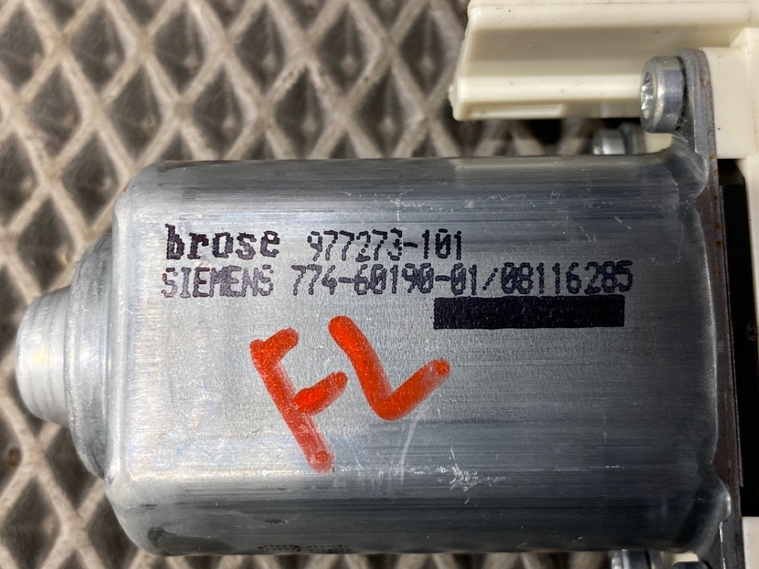 Мотор стеклоподъемника, 900 рублей, Красноярск