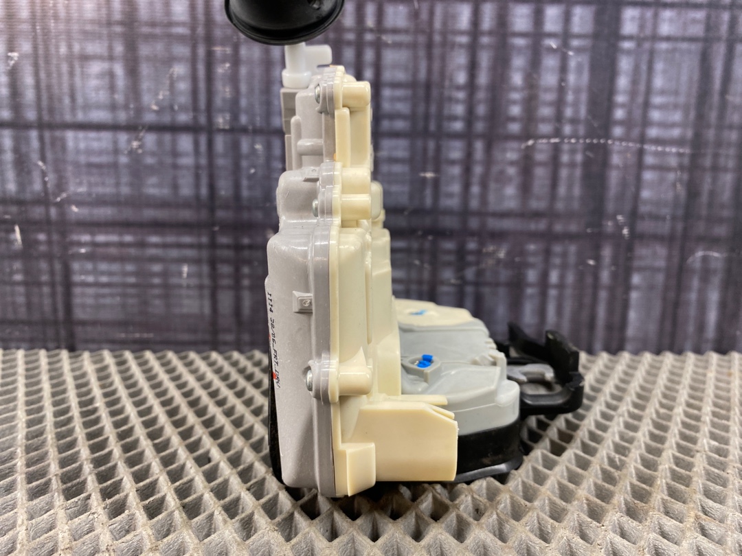 Замок двери, 1200 рублей, Красноярск