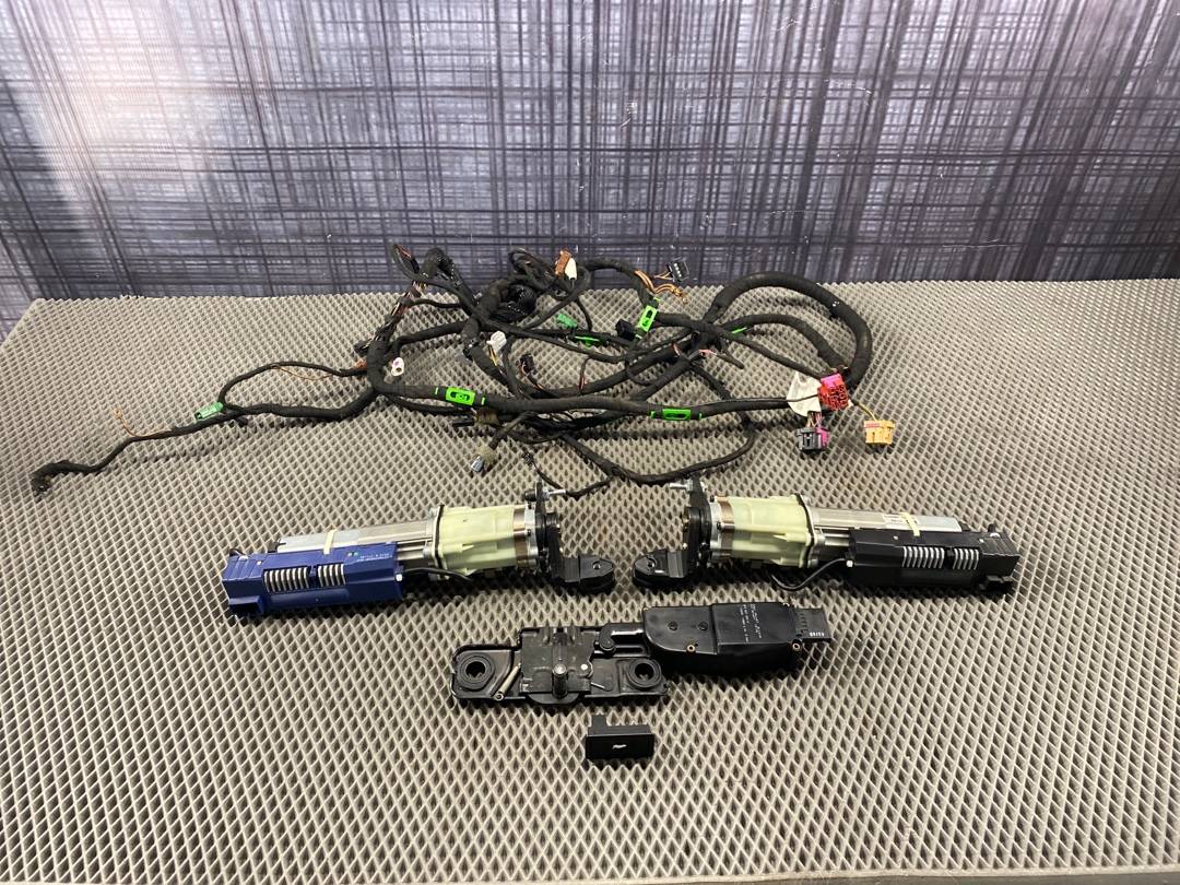 Комплект электропривода крышки багажника, 12000 рублей, Красноярск