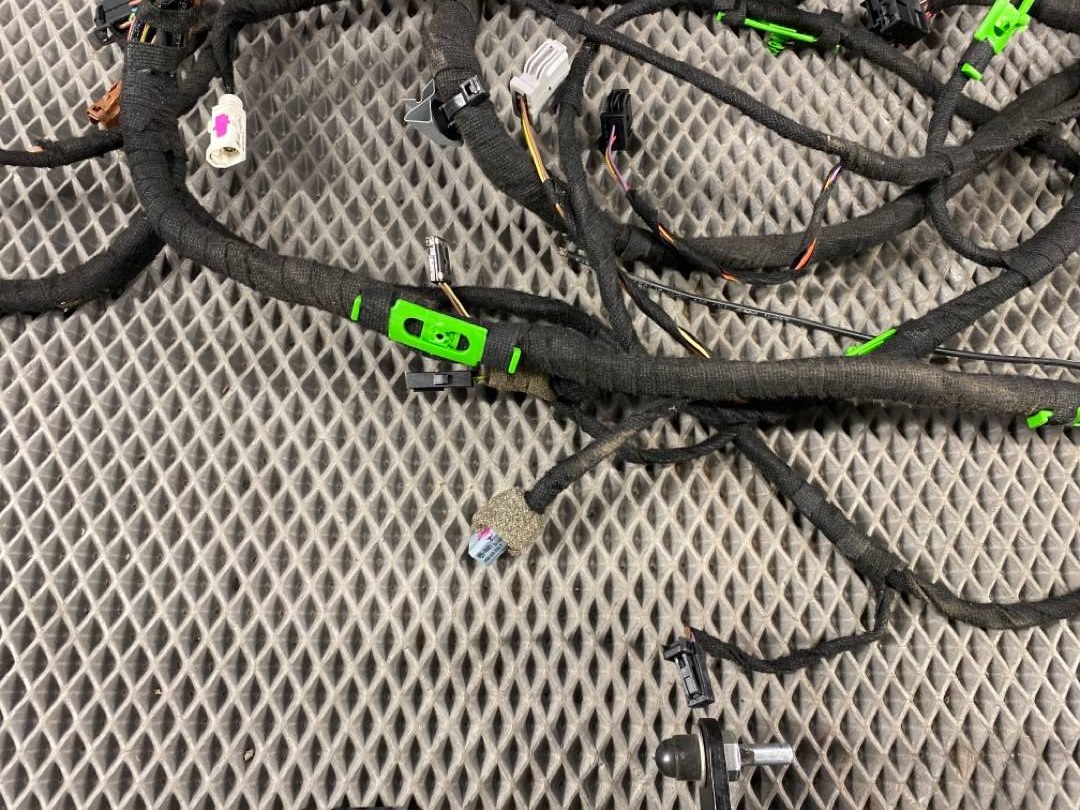 Комплект электропривода крышки багажника, 12000 рублей, Красноярск