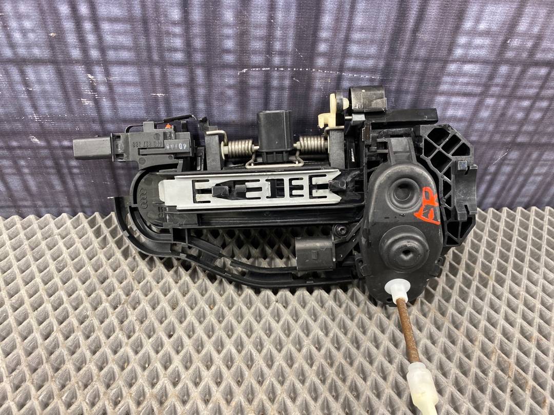 Ручка двери внешняя, 1080 рублей, Красноярск