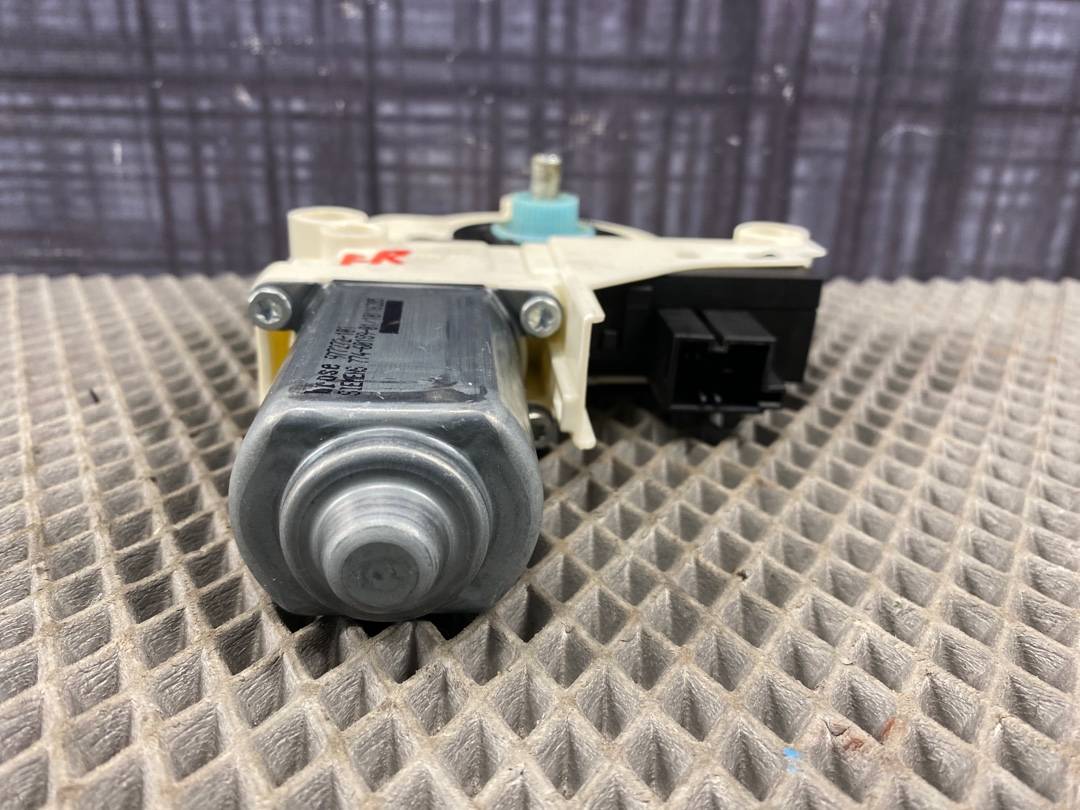 Мотор стеклоподъемника, 900 рублей, Красноярск