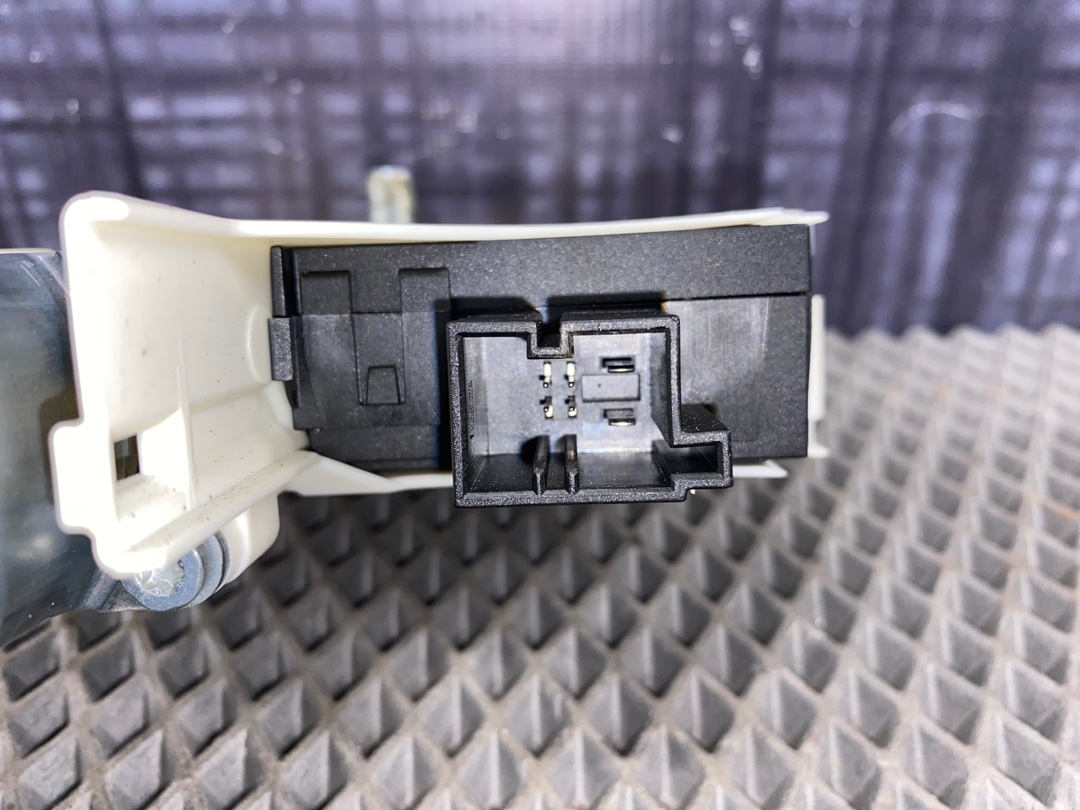 Мотор стеклоподъемника, 900 рублей, Красноярск