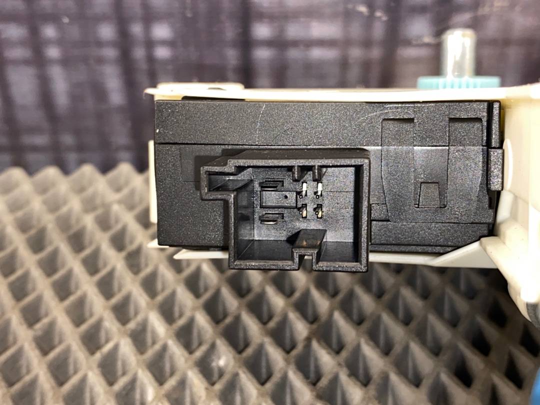 Мотор стеклоподъемника, 900 рублей, Красноярск