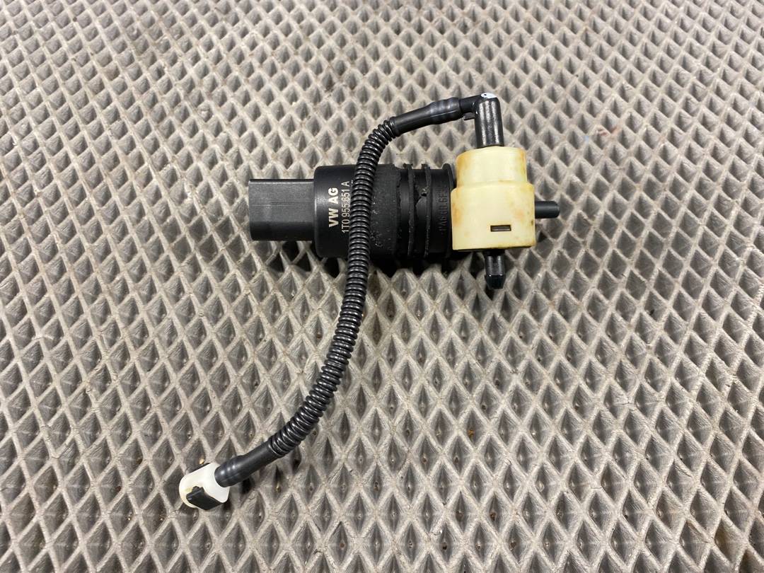 Мотор бачка стеклоомывателя, 582 рублей, Красноярск