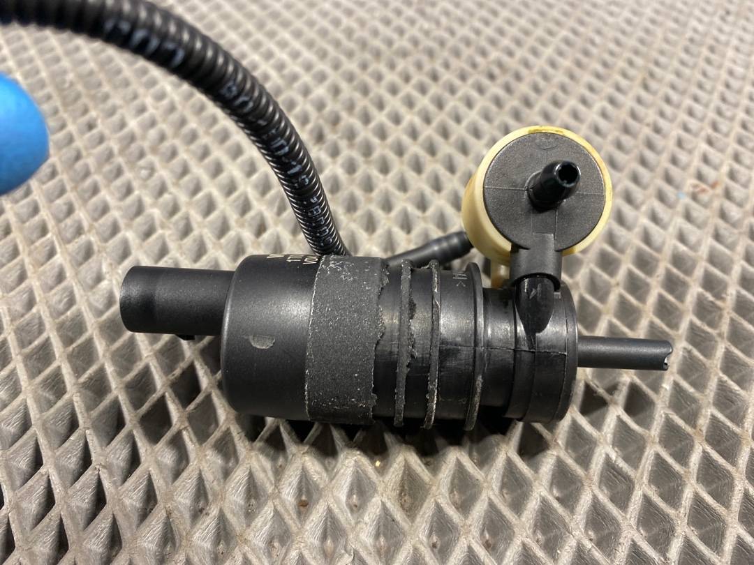 Мотор бачка стеклоомывателя, 582 рублей, Красноярск