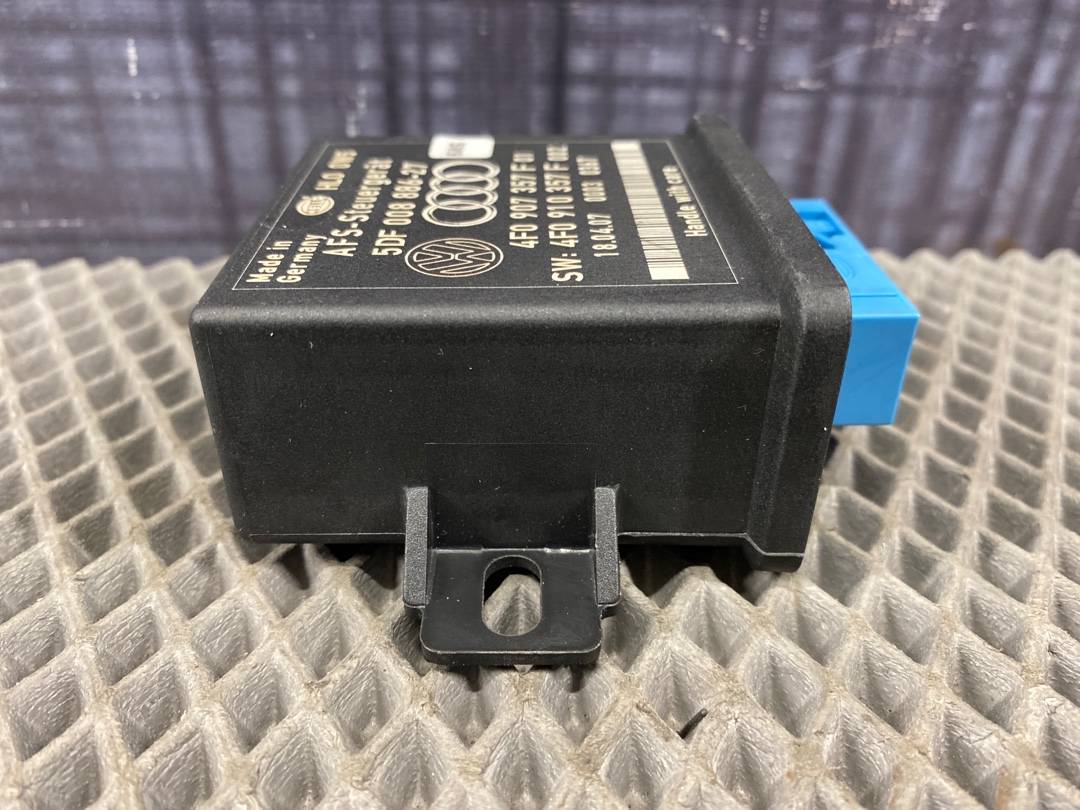 Блок управления корректором фар, 600 рублей, Красноярск