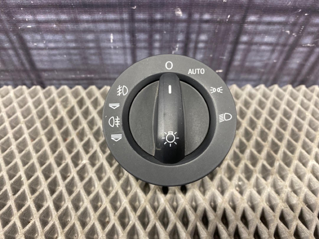 Переключатель света, 600 рублей, Красноярск