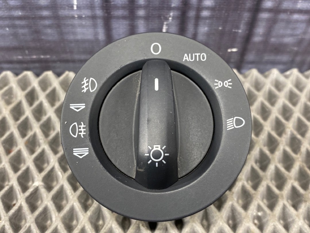 Переключатель света, 600 рублей, Красноярск