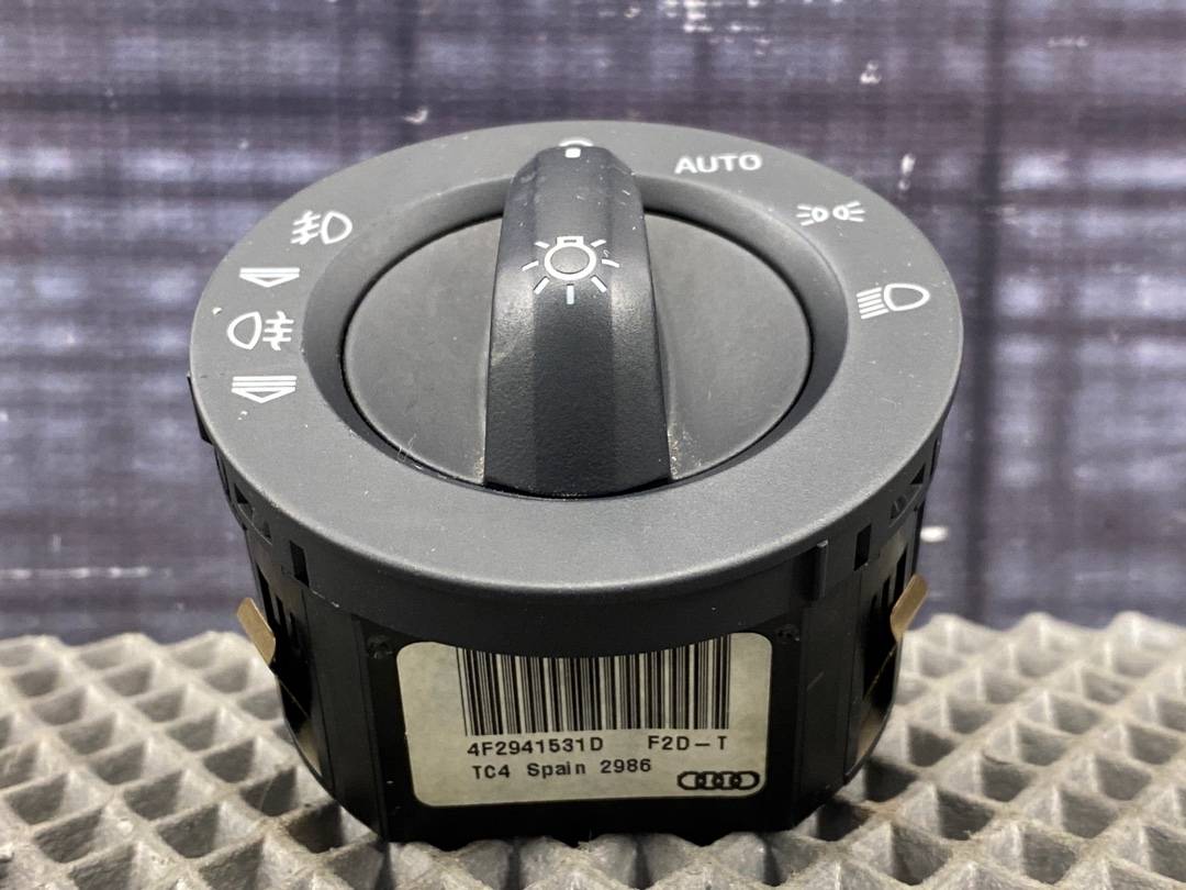 Переключатель света, 600 рублей, Красноярск