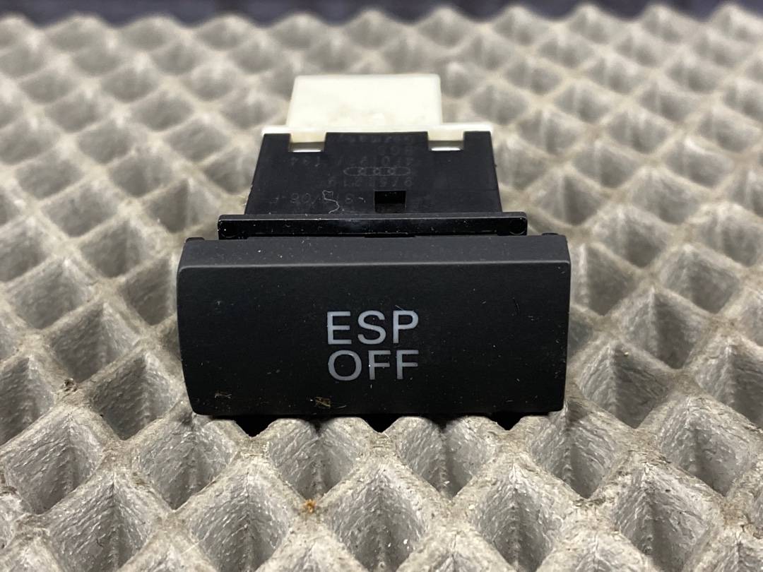 Кнопка ESP, 300 рублей, Красноярск