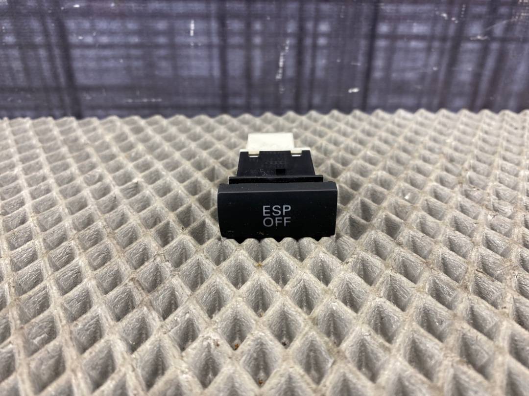 Кнопка ESP, 300 рублей, Красноярск