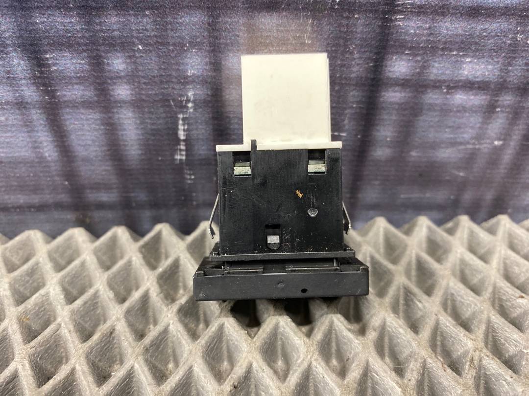 Кнопка ESP, 300 рублей, Красноярск