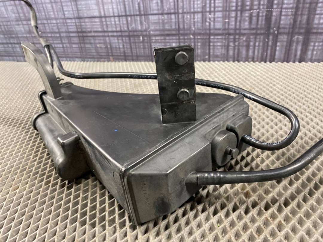 Адсорбер (фильтр паров топлива), 1500 рублей, Красноярск