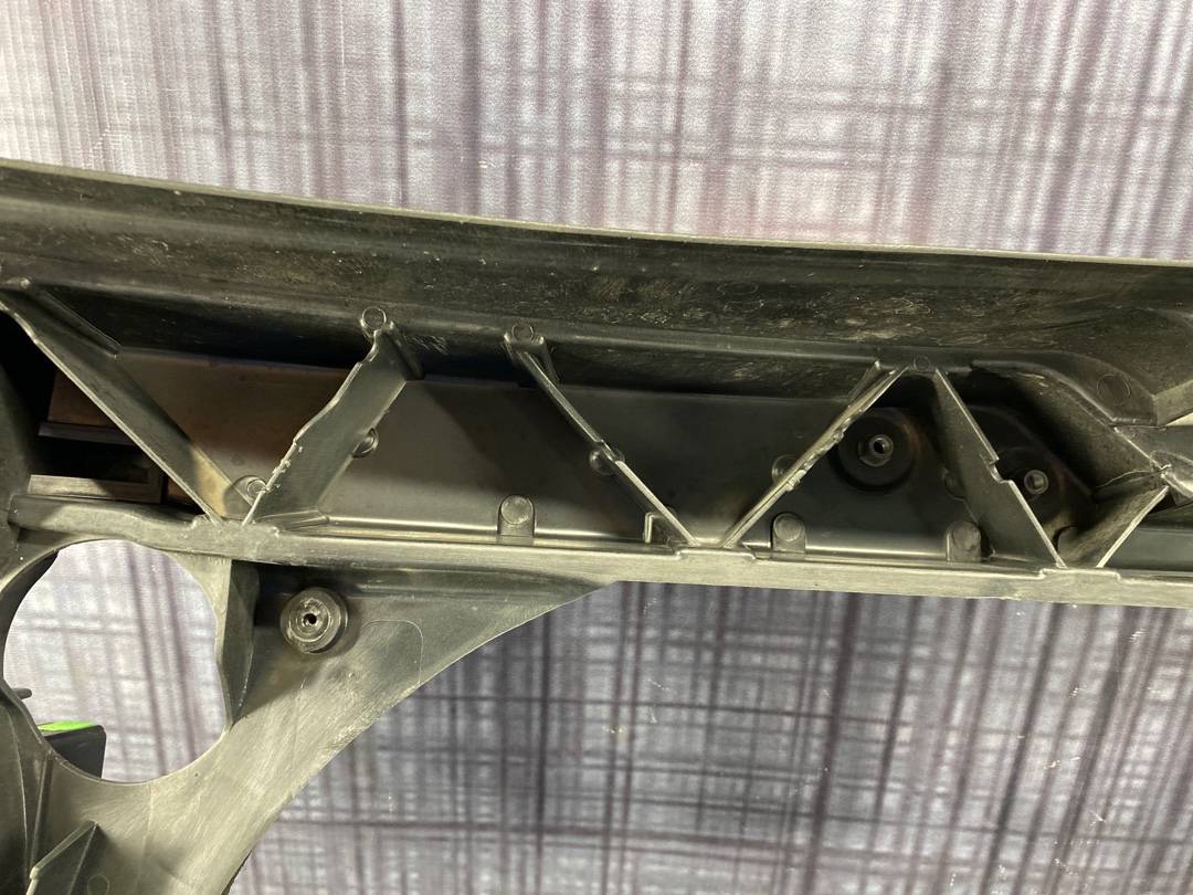 Рамка радиатора, 6600 рублей, Красноярск