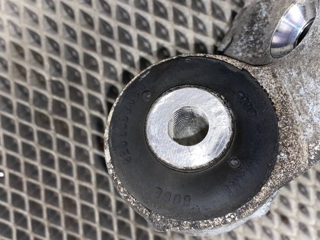 Поворотный кулак, 1500 рублей, Красноярск