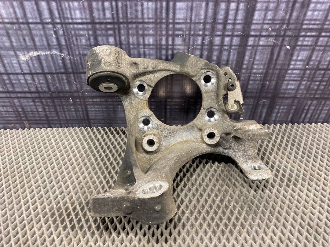 Поворотный кулак, 1500 рублей, Красноярск