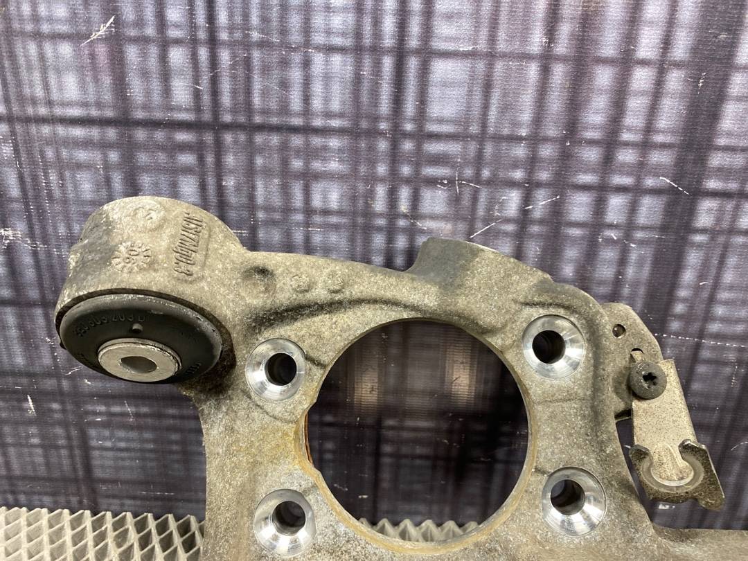 Поворотный кулак, 1500 рублей, Красноярск