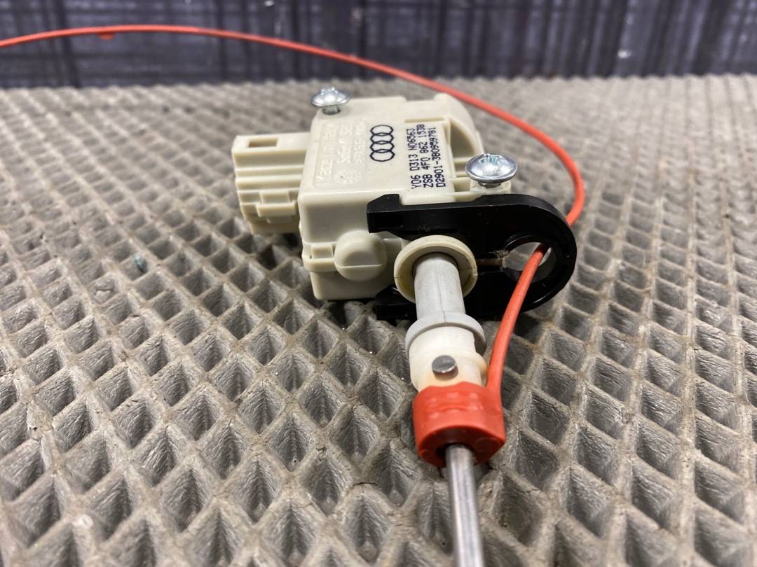 Замок лючка бензобака, 600 рублей, Красноярск