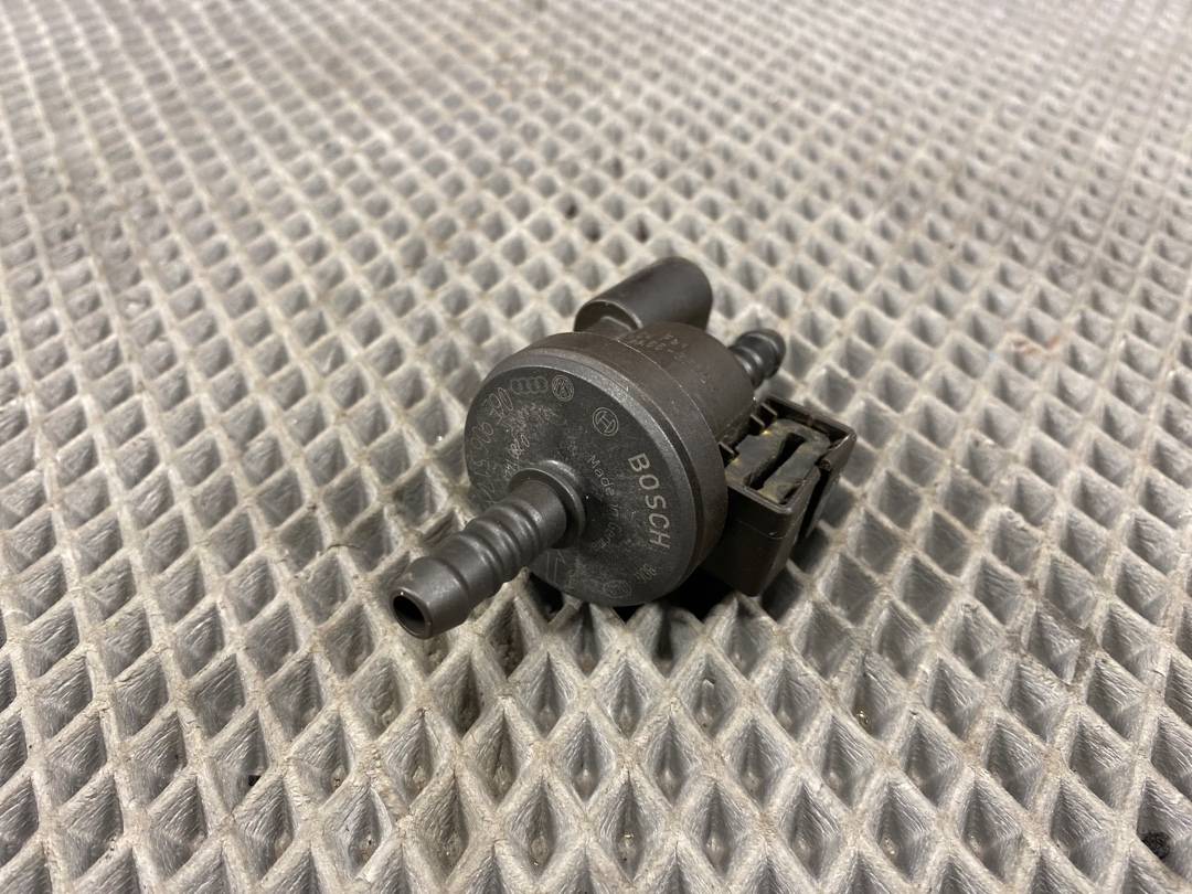 Клапан вентиляции топливного бака, 900 рублей, Красноярск