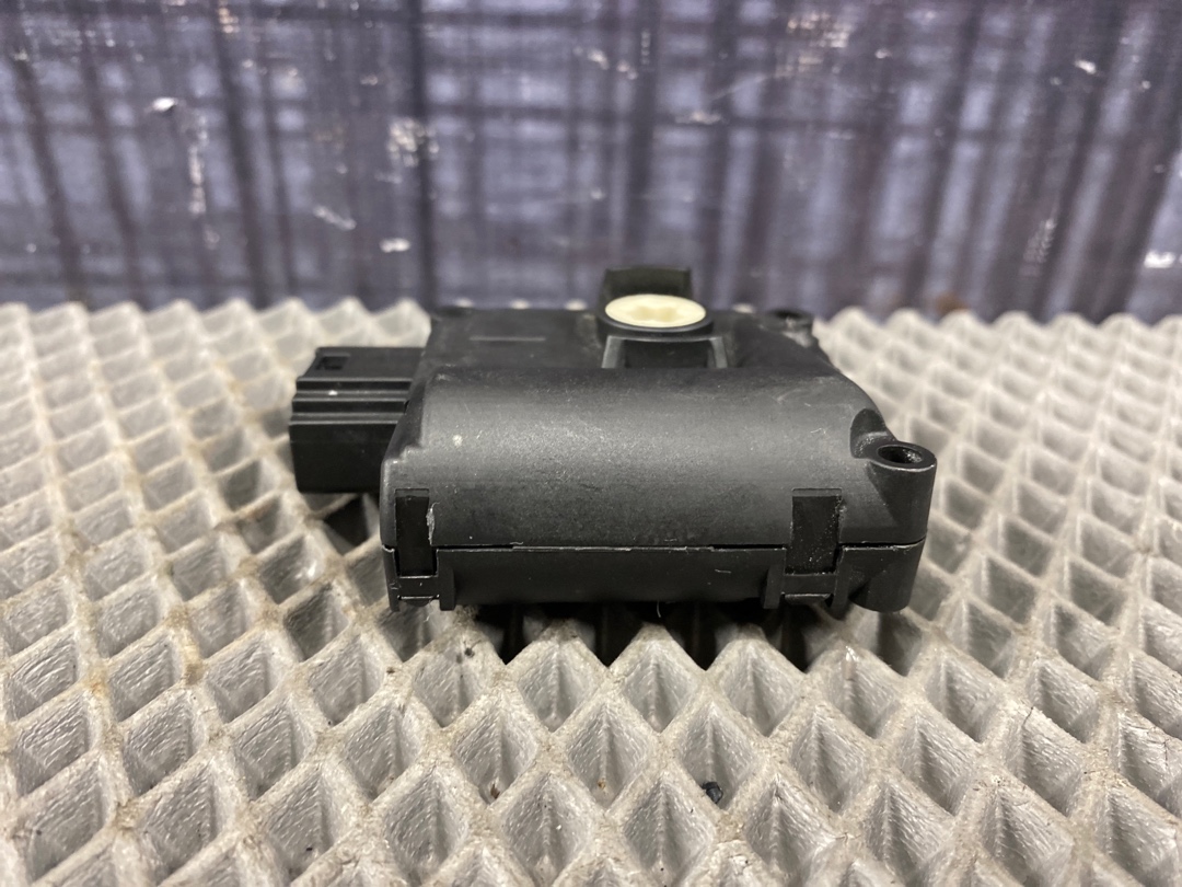 Мотор заслонки печки, 720 рублей, Красноярск