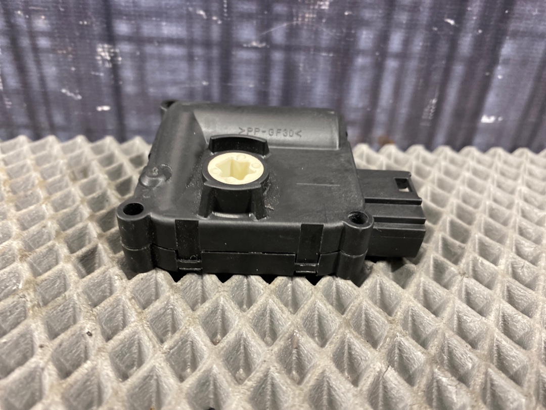 Мотор заслонки печки, 720 рублей, Красноярск