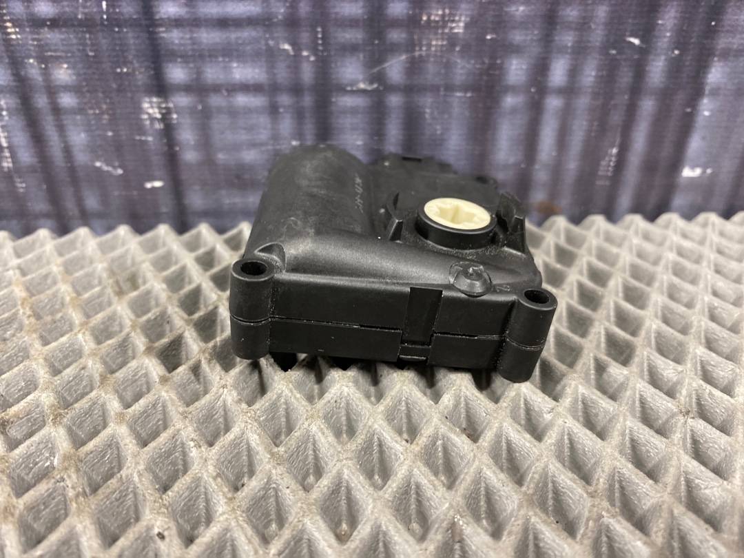 Мотор заслонки печки, 720 рублей, Красноярск