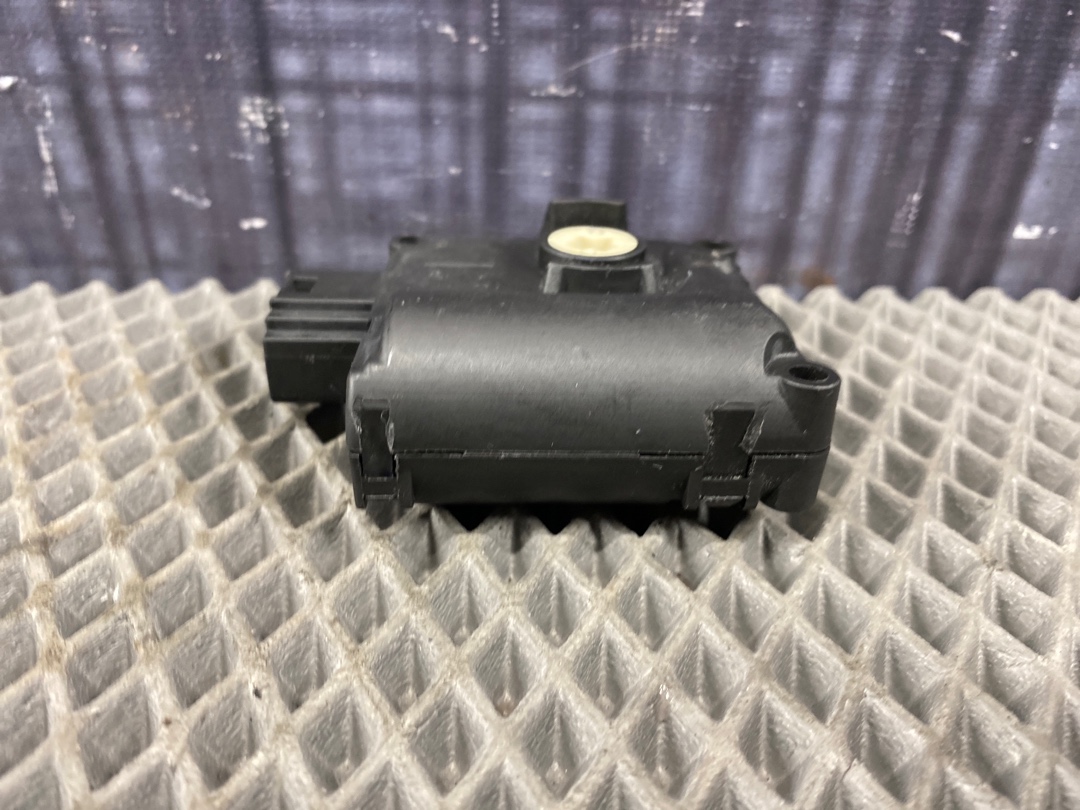 Мотор заслонки печки, 720 рублей, Красноярск