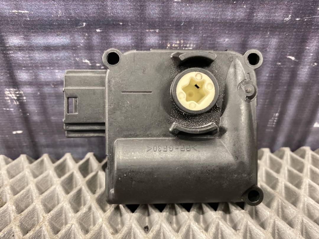 Мотор заслонки печки, 720 рублей, Красноярск