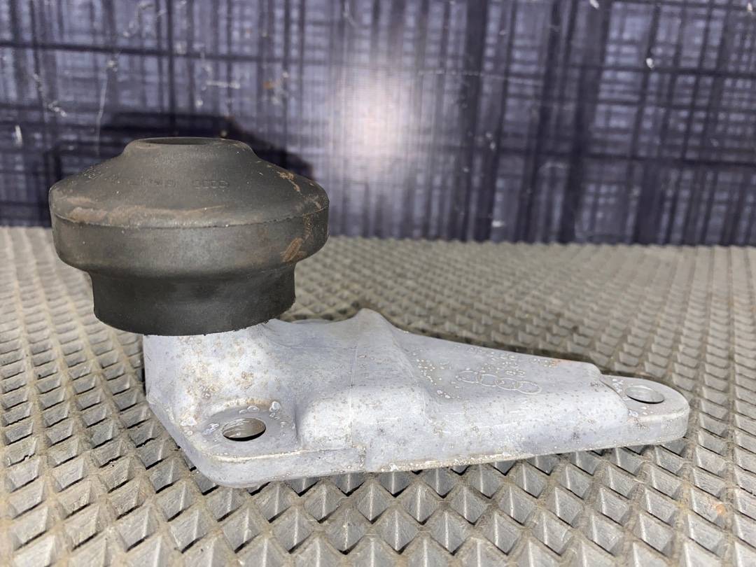 Кронштейн двигателя, 750 рублей, Красноярск