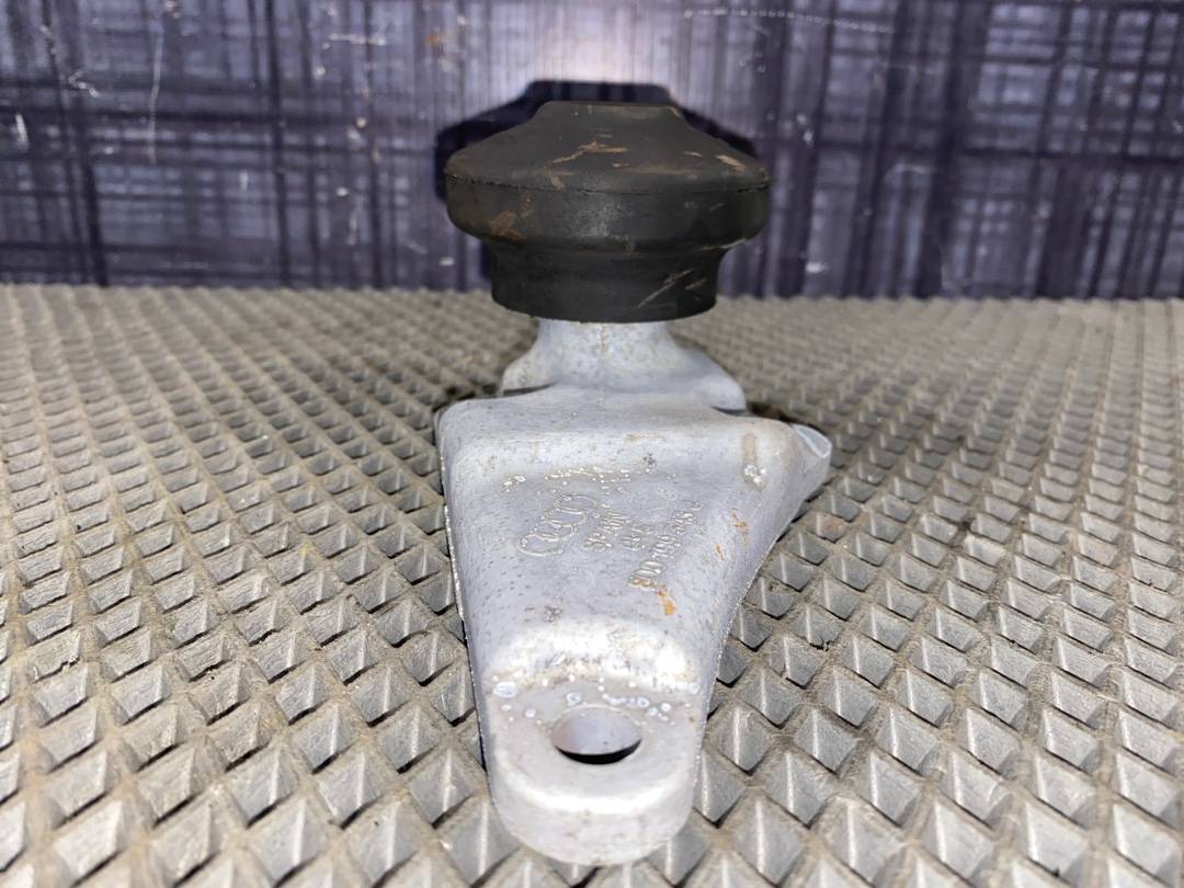 Кронштейн двигателя, 750 рублей, Красноярск