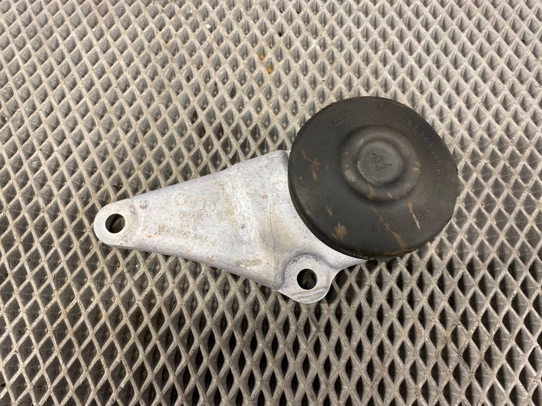 Кронштейн двигателя, 750 рублей, Красноярск