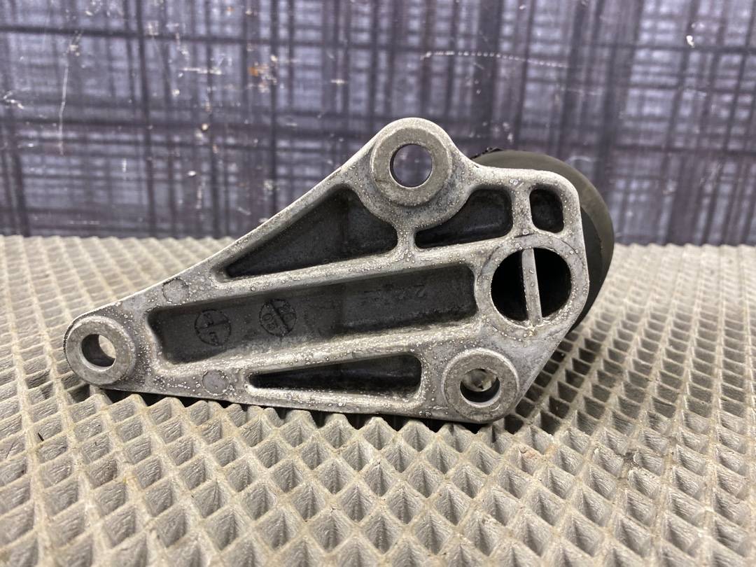 Кронштейн двигателя, 750 рублей, Красноярск