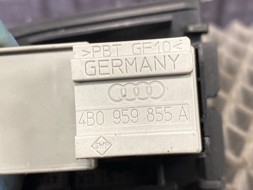 Кнопка стеклоподъемника, 275 рублей, Красноярск