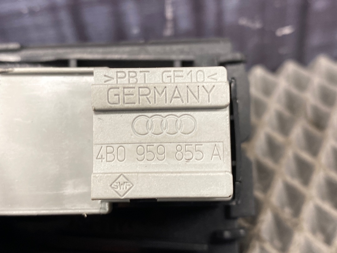 Кнопка стеклоподъемника, 275 рублей, Красноярск