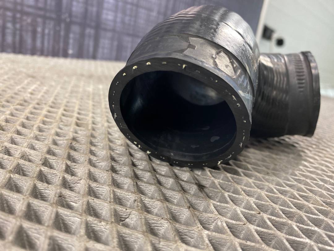 Патрубок интеркуллера, 300 рублей, Красноярск