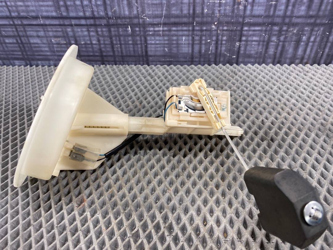 Датчик уровня топлива, 500 рублей, Красноярск