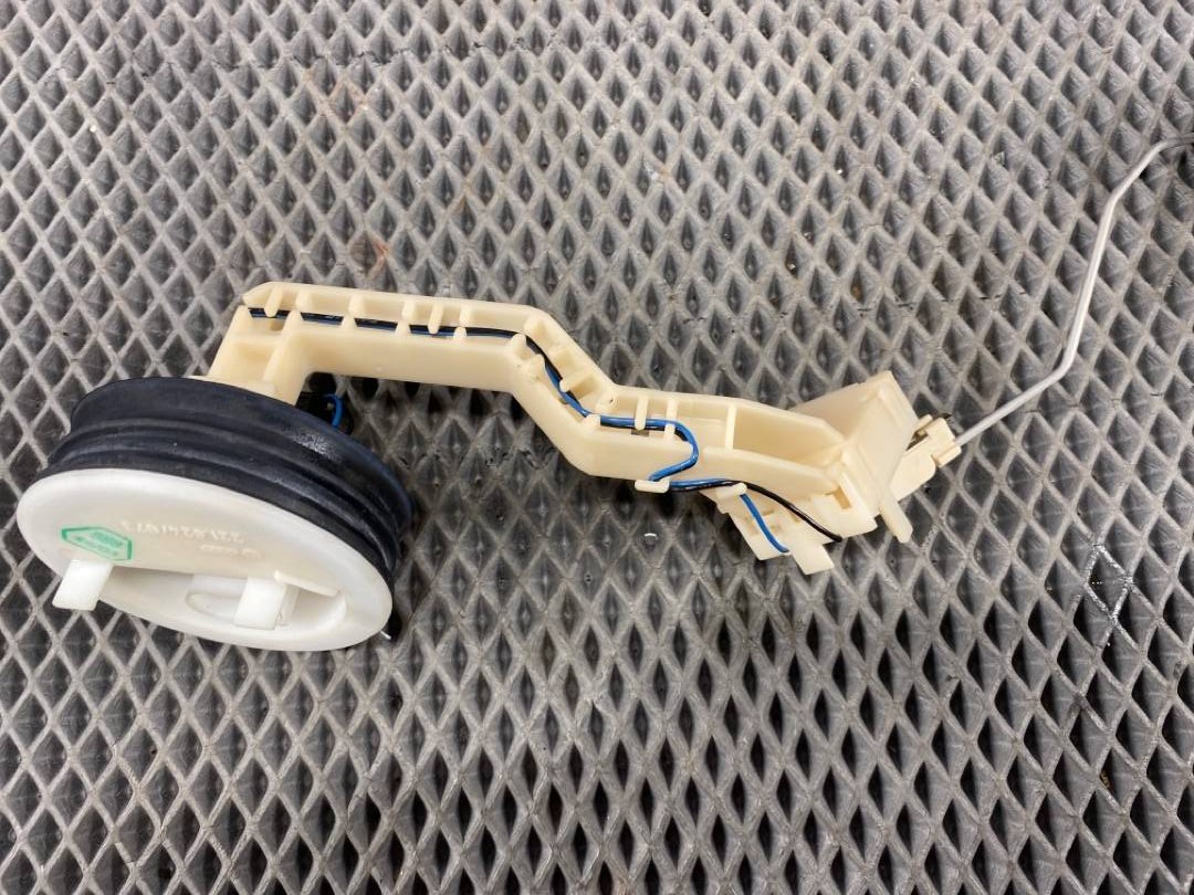 Датчик уровня топлива, 500 рублей, Красноярск