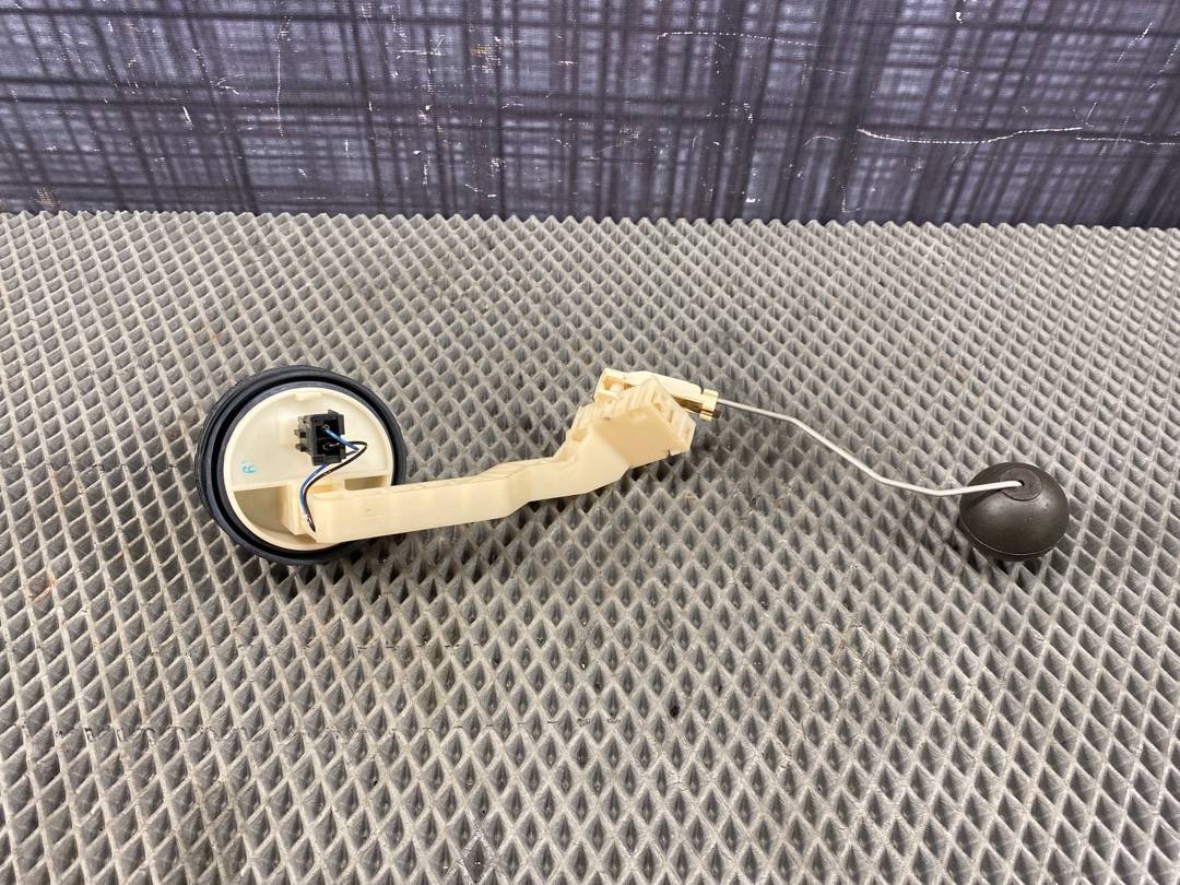 Датчик уровня топлива, 500 рублей, Красноярск