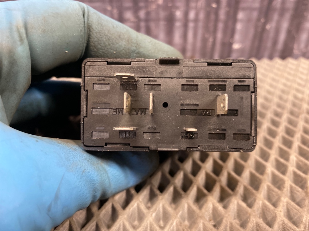 Реле, 250 рублей, Красноярск