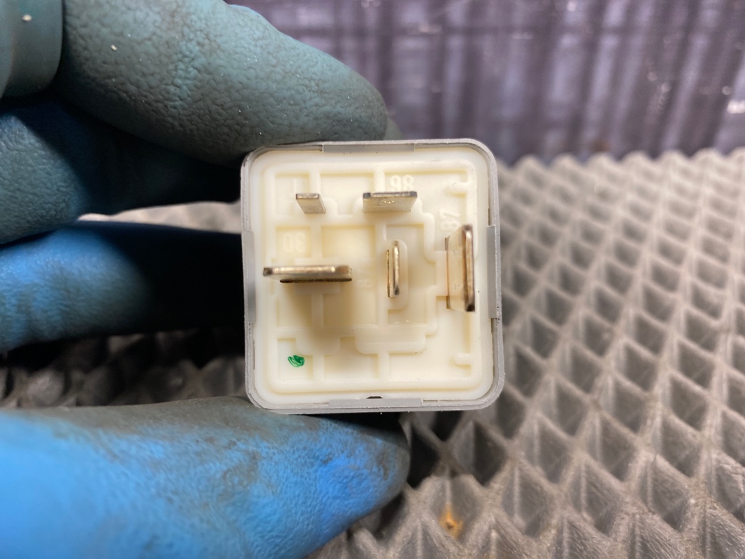 Реле топливного насоса, 250 рублей, Красноярск