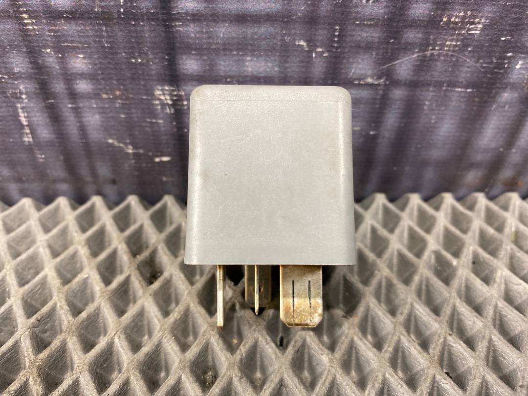 Реле топливного насоса, 250 рублей, Красноярск