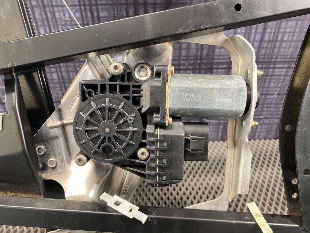 Стеклоподъемник, 900 рублей, Красноярск