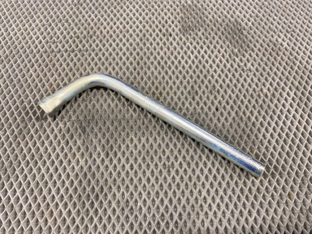 Ключ баллонный, 330 рублей, Красноярск