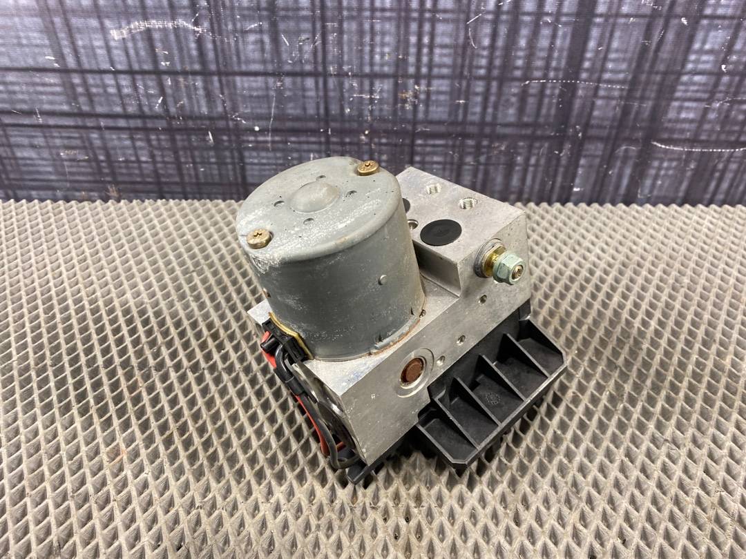 Блок ABS, 2100 рублей, Красноярск